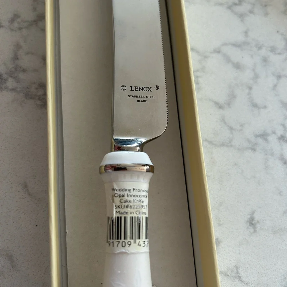 Lenox Cake Knife from Promises Collection Stainless Steel Blade NWT in box